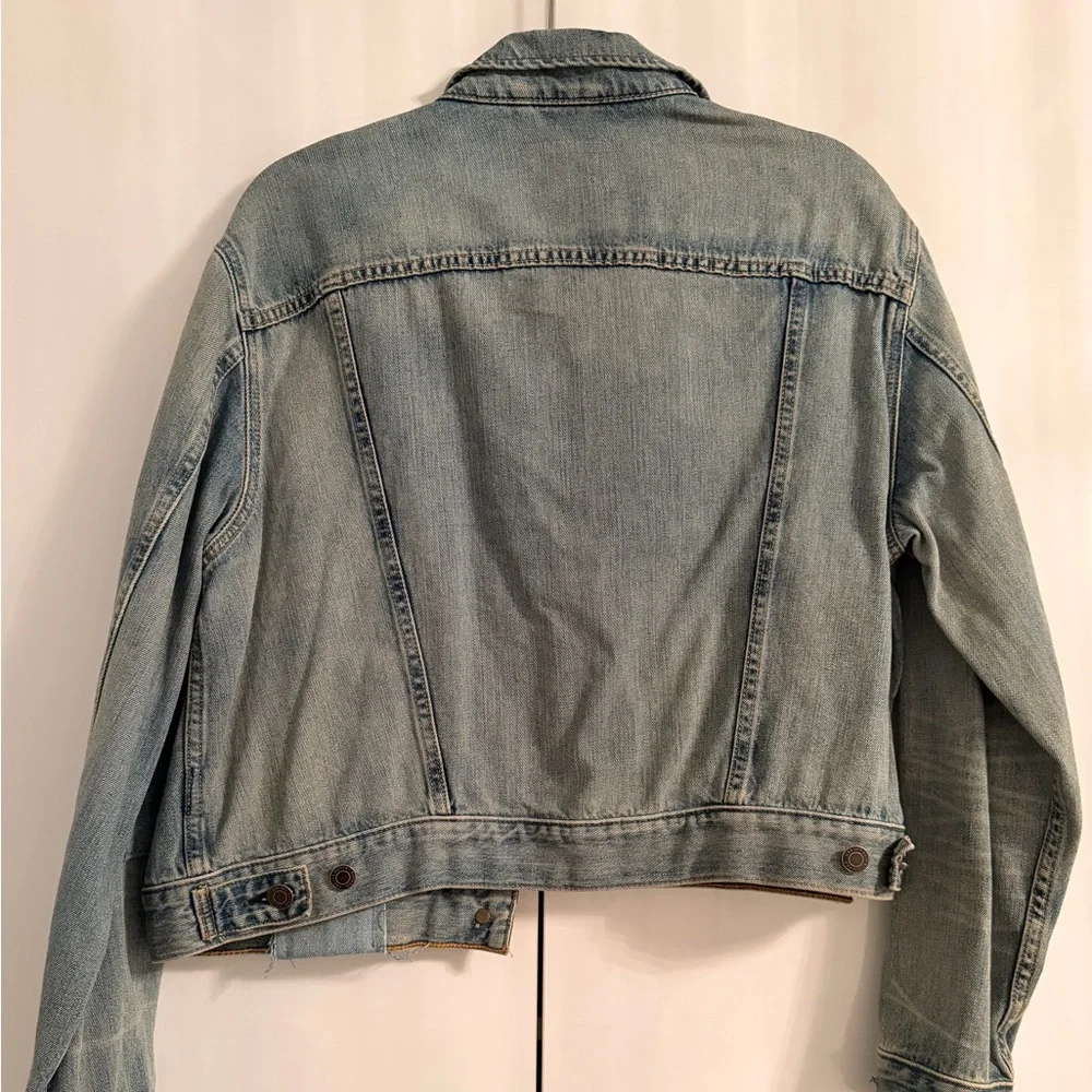 Ralph Lauren Light Wash Denim Jacket with Patch Detail - Picture 4 of 7